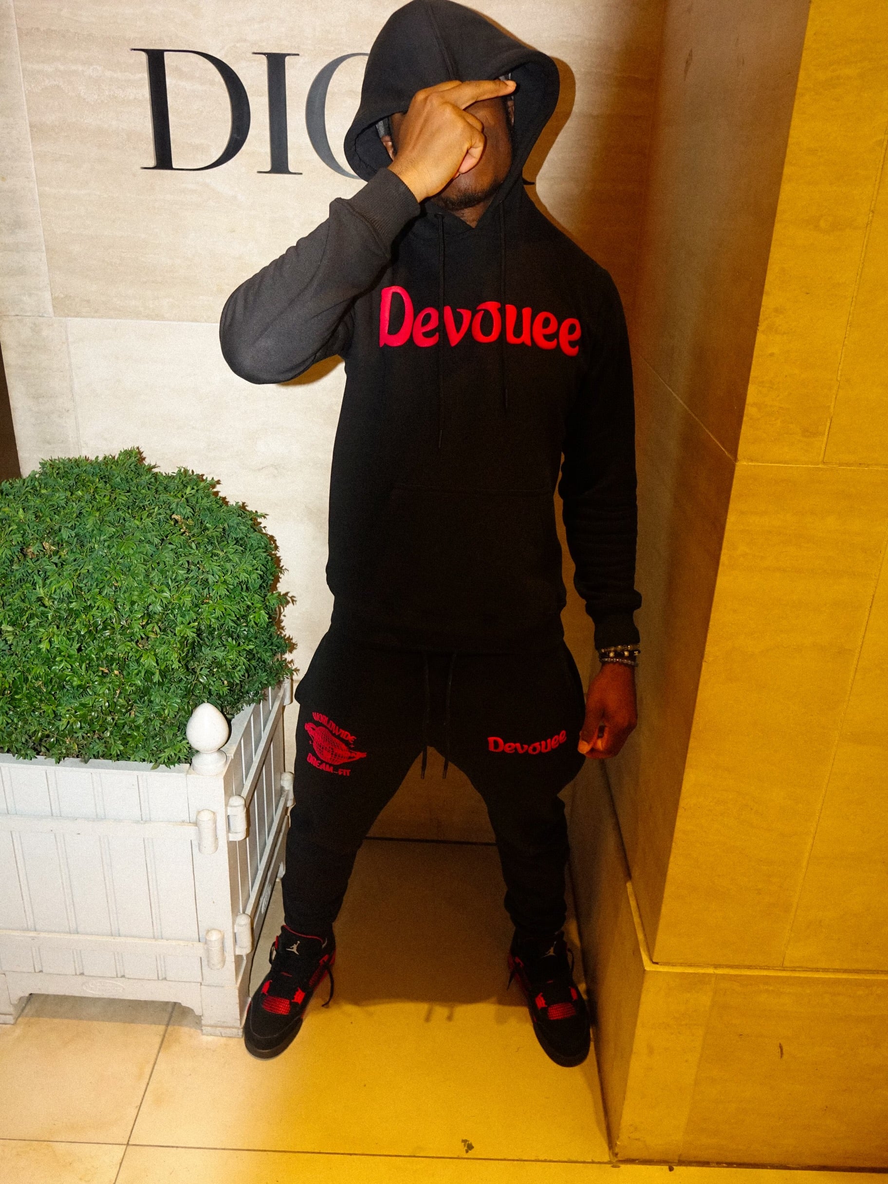 Red/black devouee tracksuit